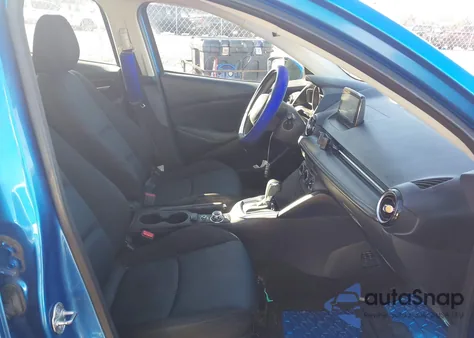 2019 Toyota Yaris Le из США, поврежденный, VIN 3MYDLBYV8KY503600